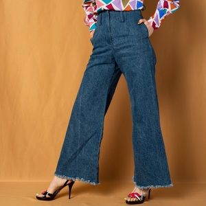 SOLD Low Classic high-waisted flare jeans